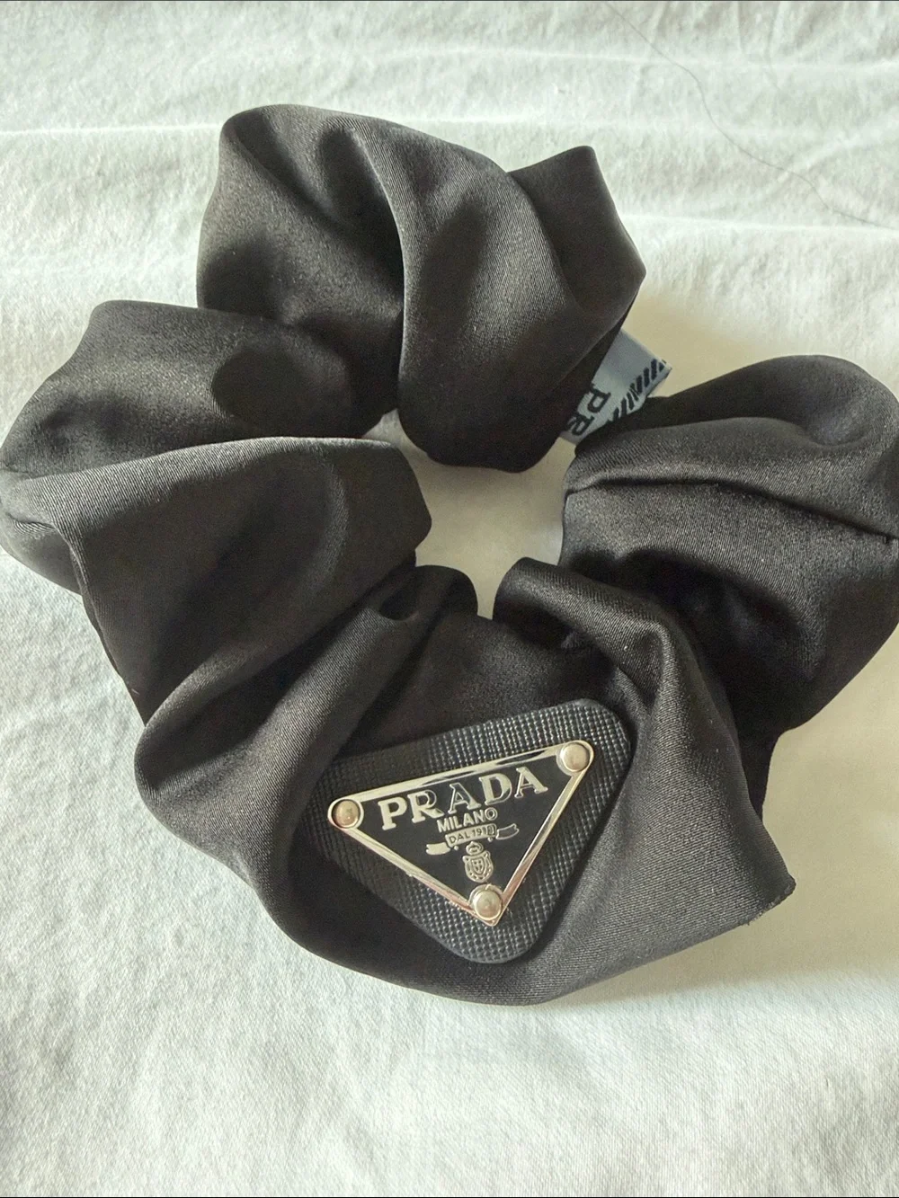 Hair scrunchie